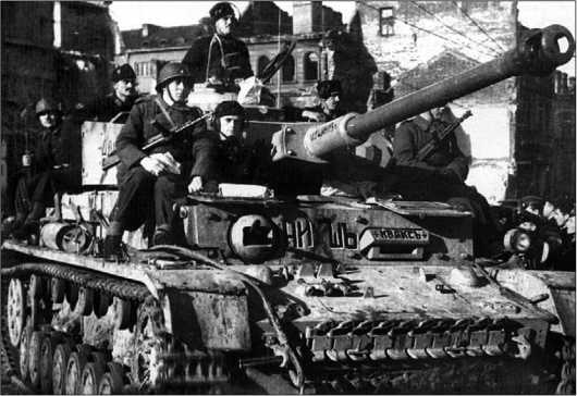 Иллюстрация к книге — Танки III Рейха. Том II [i_143.jpg]