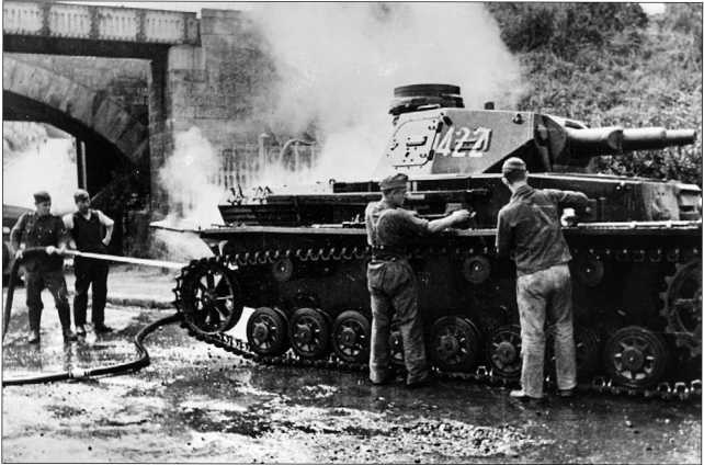 Иллюстрация к книге — Танки III Рейха. Том II [i_172.jpg]