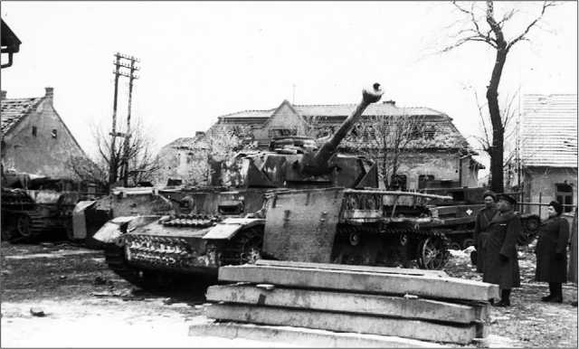 Иллюстрация к книге — Танки III Рейха. Том II [i_201.jpg]