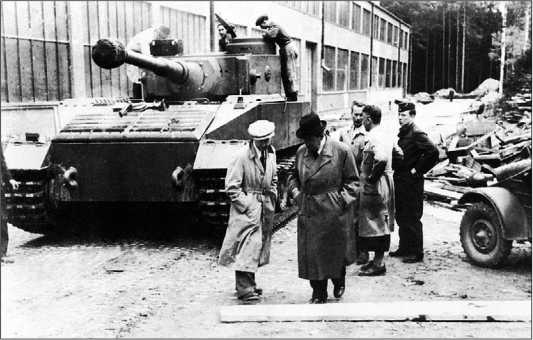 Иллюстрация к книге — Танки III Рейха. Том III [i_009.jpg]