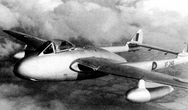 Иллюстрация к книге — Истребитель Де Хэвилленд «Вампир» [i_026.jpg]