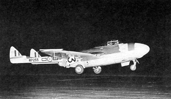 Иллюстрация к книге — Истребитель Де Хэвилленд «Вампир» [i_048.jpg]