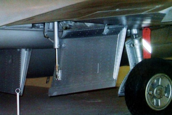 Иллюстрация к книге — Истребитель Де Хэвилленд «Вампир» [i_107.jpg]