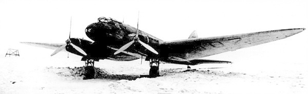 Иллюстрация к книге — Дальний бомбардировщик Ер-2. Самолет несбывшихся надежд [i_006.jpg]