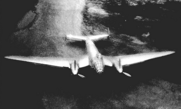 Иллюстрация к книге — Дальний бомбардировщик Ер-2. Самолет несбывшихся надежд [i_014.jpg]