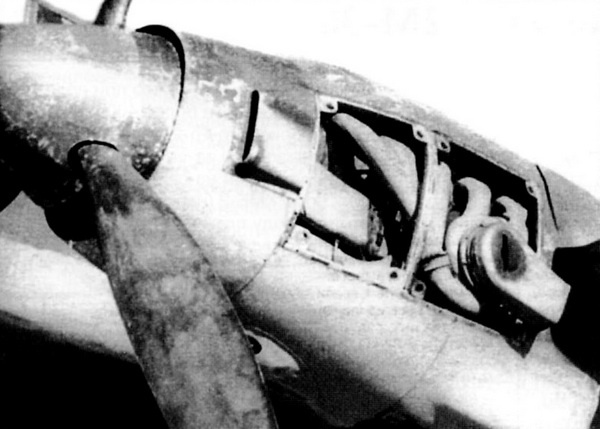 Иллюстрация к книге — Дальний бомбардировщик Ер-2. Самолет несбывшихся надежд [i_098.jpg]