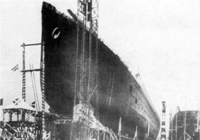 Иллюстрация к книге — Лайнеры на войне 1936-1968 гг. постройки [image105.jpg]