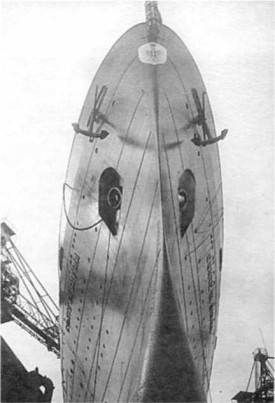 Иллюстрация к книге — Лайнеры на войне 1936-1968 гг. постройки [image134.jpg]