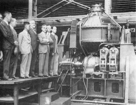 Иллюстрация к книге — Лайнеры на войне 1936-1968 гг. постройки [image137.jpg]