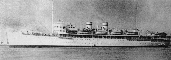 Иллюстрация к книге — Лайнеры на войне 1936-1968 гг. постройки [image154.jpg]