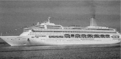 Иллюстрация к книге — Лайнеры на войне 1936-1968 гг. постройки [image171.jpg]