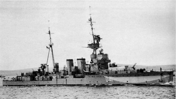 Иллюстрация к книге — Лайнеры на войне 1936-1968 гг. постройки [image18.jpg]