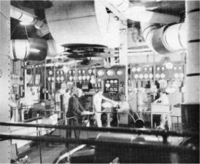 Иллюстрация к книге — Лайнеры на войне 1936-1968 гг. постройки [image69.jpg]