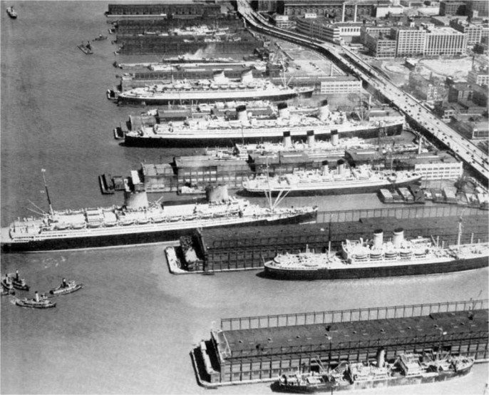 Иллюстрация к книге — Лайнеры на войне 1936-1968 гг. постройки [image7.jpg]