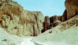 Иллюстрация к книге — Фивы [imge8bd.jpg]