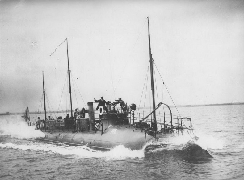 Иллюстрация к книге — Первые русские миноносцы [pic_160.jpg]