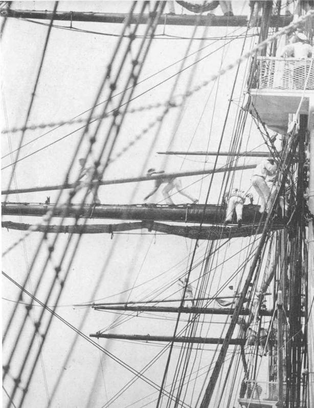 Иллюстрация к книге — Полуброненосный фрегат “Память Азова” (1885-1925) [pic_52.jpg]