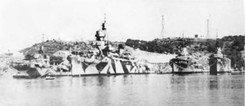 Иллюстрация к книге — Сверхлегкие крейсера. 1930-1975 гг. [img_110.jpg]