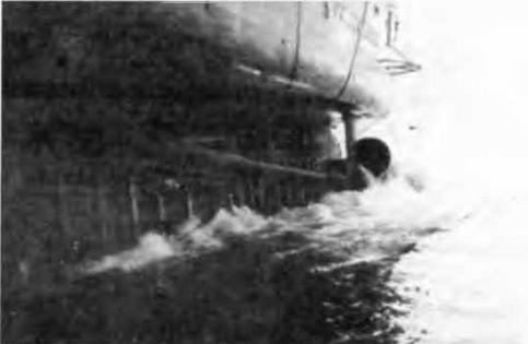 Иллюстрация к книге — Сверхлегкие крейсера. 1930-1975 гг. [img_32.jpg]