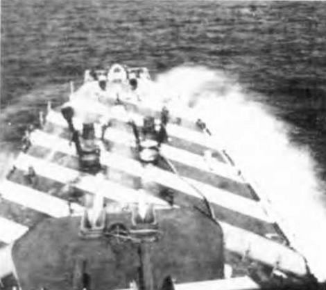 Иллюстрация к книге — Сверхлегкие крейсера. 1930-1975 гг. [img_42.jpg]