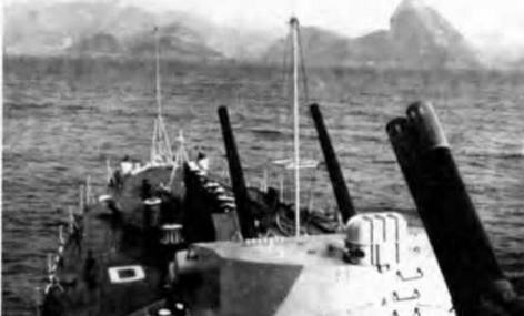 Иллюстрация к книге — Сверхлегкие крейсера. 1930-1975 гг. [img_68.jpg]