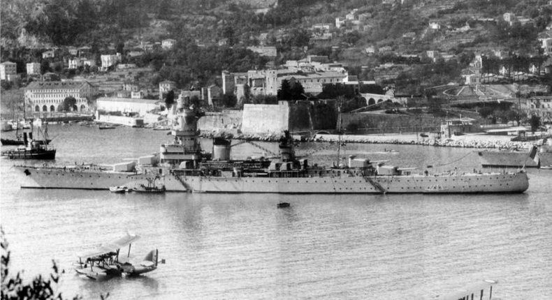 Иллюстрация к книге — Тяжелый крейсер “Алжир" (1930-1942) [pic_56.jpg]