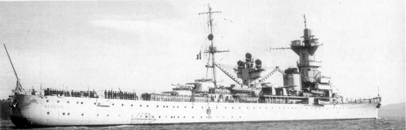 Иллюстрация к книге — Тяжелый крейсер “Алжир" (1930-1942) [pic_69.jpg]