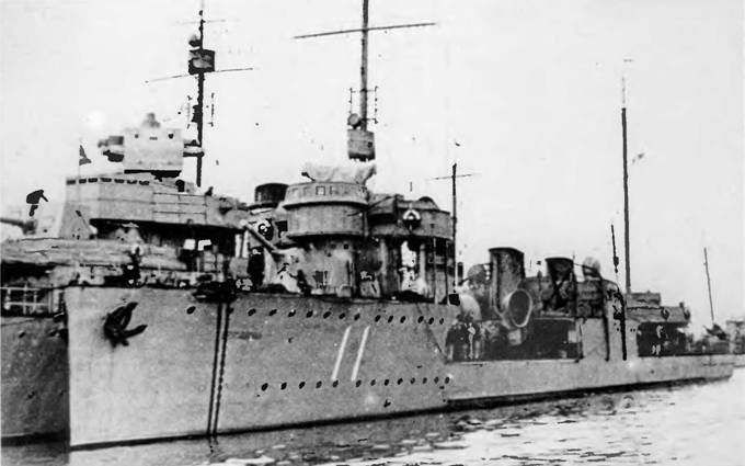 Иллюстрация к книге — Эскадренные миноносцы типа "Новик" в ВМФ СССР [pic_140.jpg]