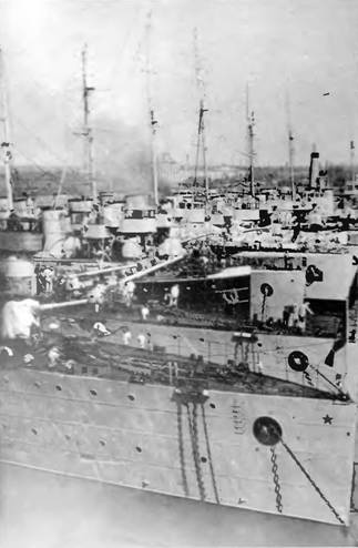 Иллюстрация к книге — Эскадренные миноносцы типа "Новик" в ВМФ СССР [pic_185.jpg]