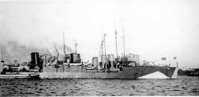 Иллюстрация к книге — Эскадренные миноносцы типа "Новик" в ВМФ СССР [pic_77.jpg]