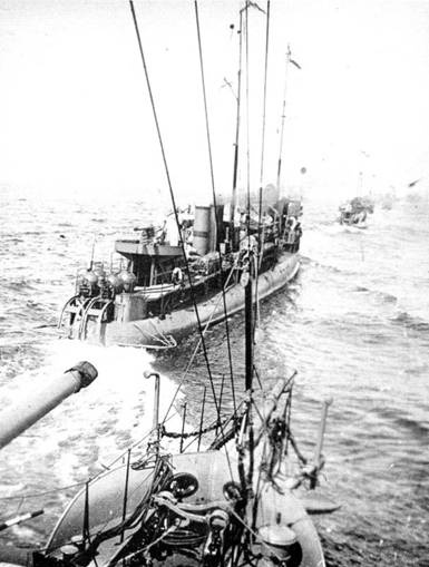 Иллюстрация к книге — Эскадренные миноносцы типа Форель (1898-1925) [pic_131.jpg]