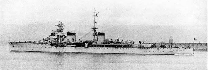 Иллюстрация к книге — Легкие крейсера Италии. Часть I. 1932-1945 гг. Крейсера типа “Бартоломео Коллеони” и “Луиджи Кадорна” [pic_112.jpg]