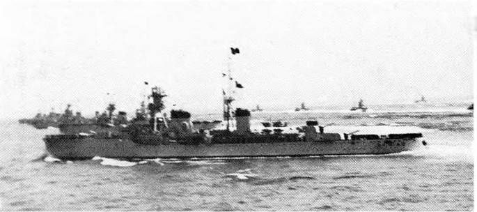 Иллюстрация к книге — Легкие крейсера Италии. Часть I. 1932-1945 гг. Крейсера типа “Бартоломео Коллеони” и “Луиджи Кадорна” [pic_120.jpg]