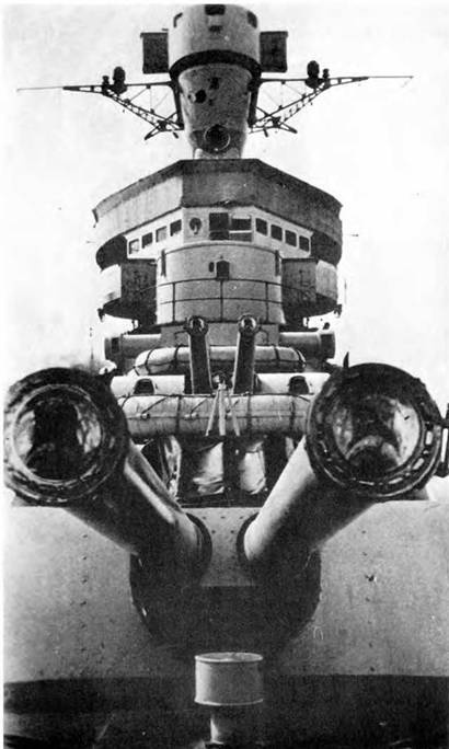 Иллюстрация к книге — Легкие крейсера Италии. Часть I. 1932-1945 гг. Крейсера типа “Бартоломео Коллеони” и “Луиджи Кадорна” [pic_71.jpg]