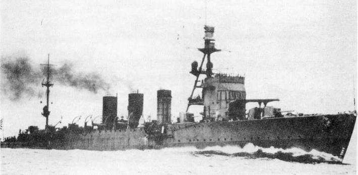 Иллюстрация к книге — Легкие крейсера Японии. 1917-1945 гг. [img_254.jpg]