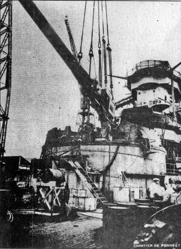 Иллюстрация к книге — Линейные корабли ’’Дюнкерк” и ’’Страсбург” [pic_22.jpg]