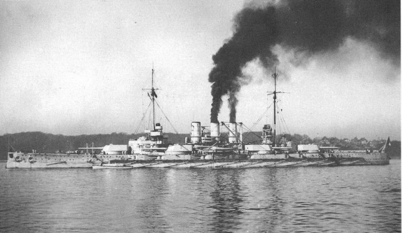 Иллюстрация к книге — Линейные корабли “Гельголанд”, “Остфрисланд”, "Ольденбург" и "Тюринген" . 1907-1921 гг. [pic_146.jpg]