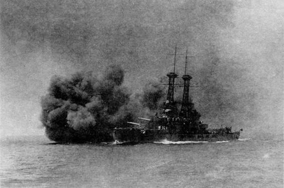 Иллюстрация к книге — Линейные корабли Соединенных Штатов Америки. Часть I. Линкоры типов “South Carolina”, “Delaware”, “Florida” и “Wyoming”. [pic_1.jpg]