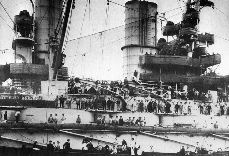 Иллюстрация к книге — Линейные корабли типа "Баерн". Последние дредноуты империи кайзера Вильгельма II. [img_84.jpg]