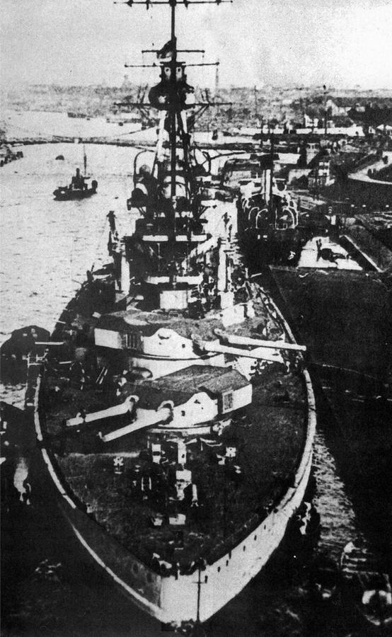 Иллюстрация к книге — Линейные корабли типа "Баерн". Последние дредноуты империи кайзера Вильгельма II. [img_99.jpg]