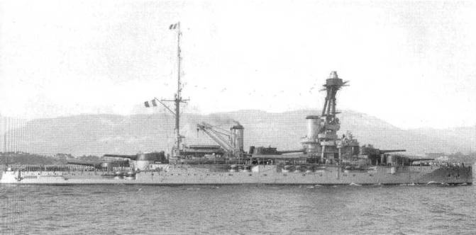 Иллюстрация к книге — Линейные корабли типа “Бретань” (1912-1953) [pic_103.jpg]