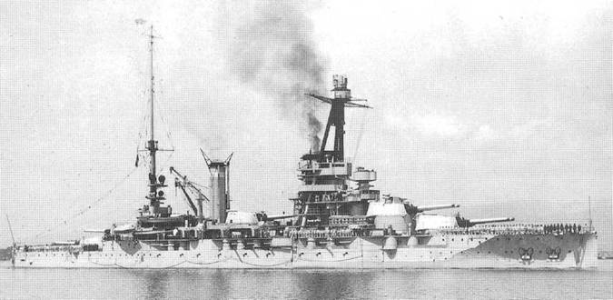 Иллюстрация к книге — Линейные корабли типа “Бретань” (1912-1953) [pic_88.jpg]