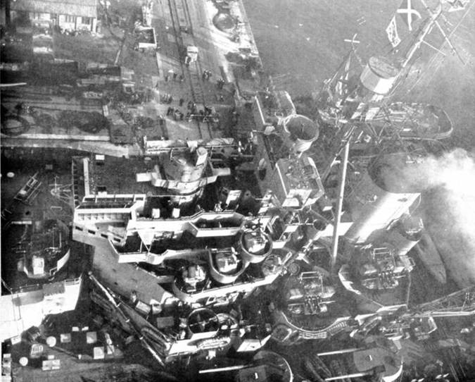 Иллюстрация к книге — Линейные корабли типа “Кинг Джордж V”. 1937-1958 гг. [pic_125.jpg]