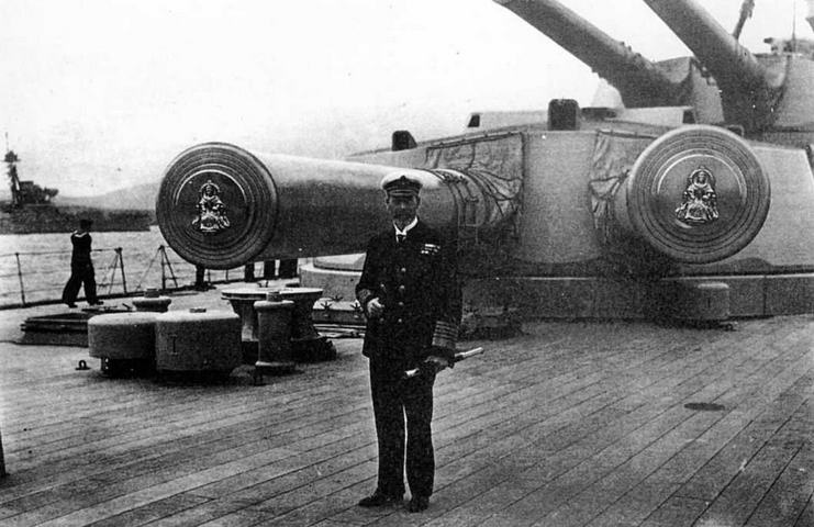 Иллюстрация к книге — Линейные корабли типа “Куин Элизабет” [img_125.jpg]