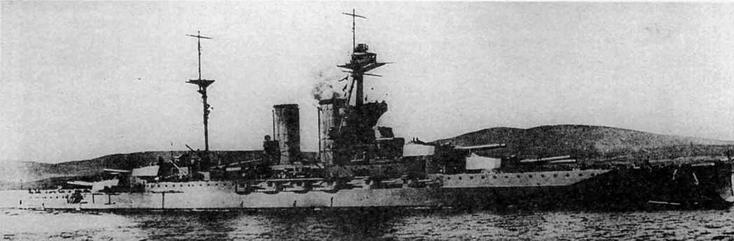 Иллюстрация к книге — Линейные корабли типа “Куин Элизабет” [img_2.jpg]