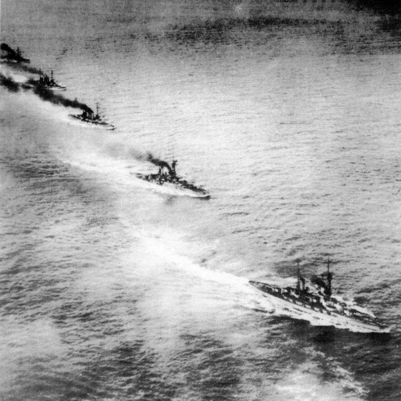 Иллюстрация к книге — Линейные корабли типов “Кайзер” и “Кениг”. 1909-1918 гг. [img_105.jpg]