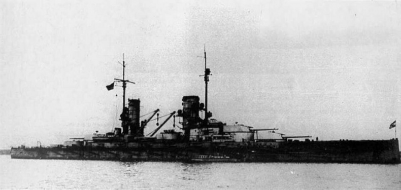 Иллюстрация к книге — Линейные корабли типов “Кайзер” и “Кениг”. 1909-1918 гг. [img_134.jpg]