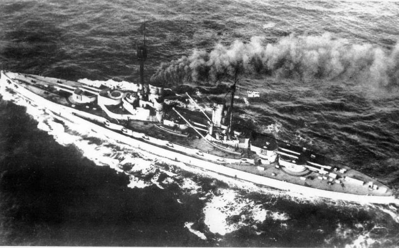 Иллюстрация к книге — Линейные корабли типов “Кайзер” и “Кениг”. 1909-1918 гг. [img_138.jpg]