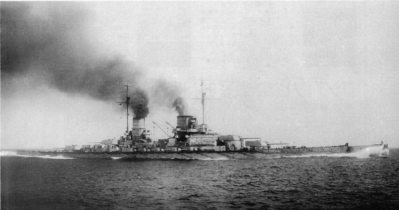Иллюстрация к книге — Линейные крейсера “Дерфлингер”, “Лютцов”, “Гинденбург” и “Макензен”. 1907-1918 гг. [pic_86.jpg]