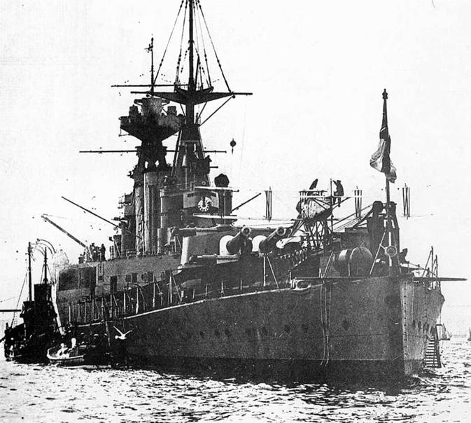 Иллюстрация к книге — Линейные крейсера Англии. Часть IV. 1915-1945 гг. [pic_134.jpg]